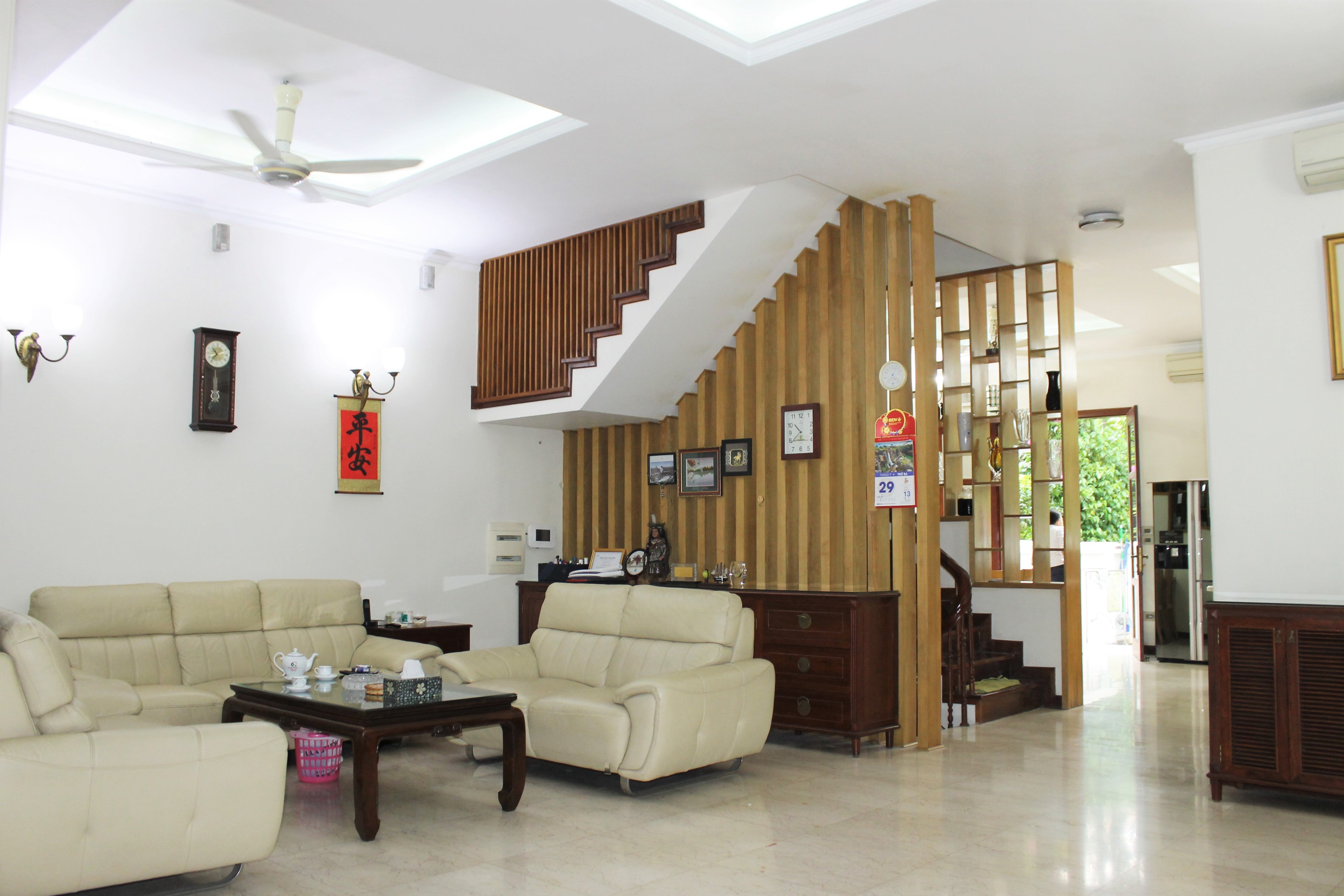 Cho Thuê Biệt Thự Song Lập Đủ Đồ Gần Trường Quốc Tế BIS Tại Vinhomes Riverside 1