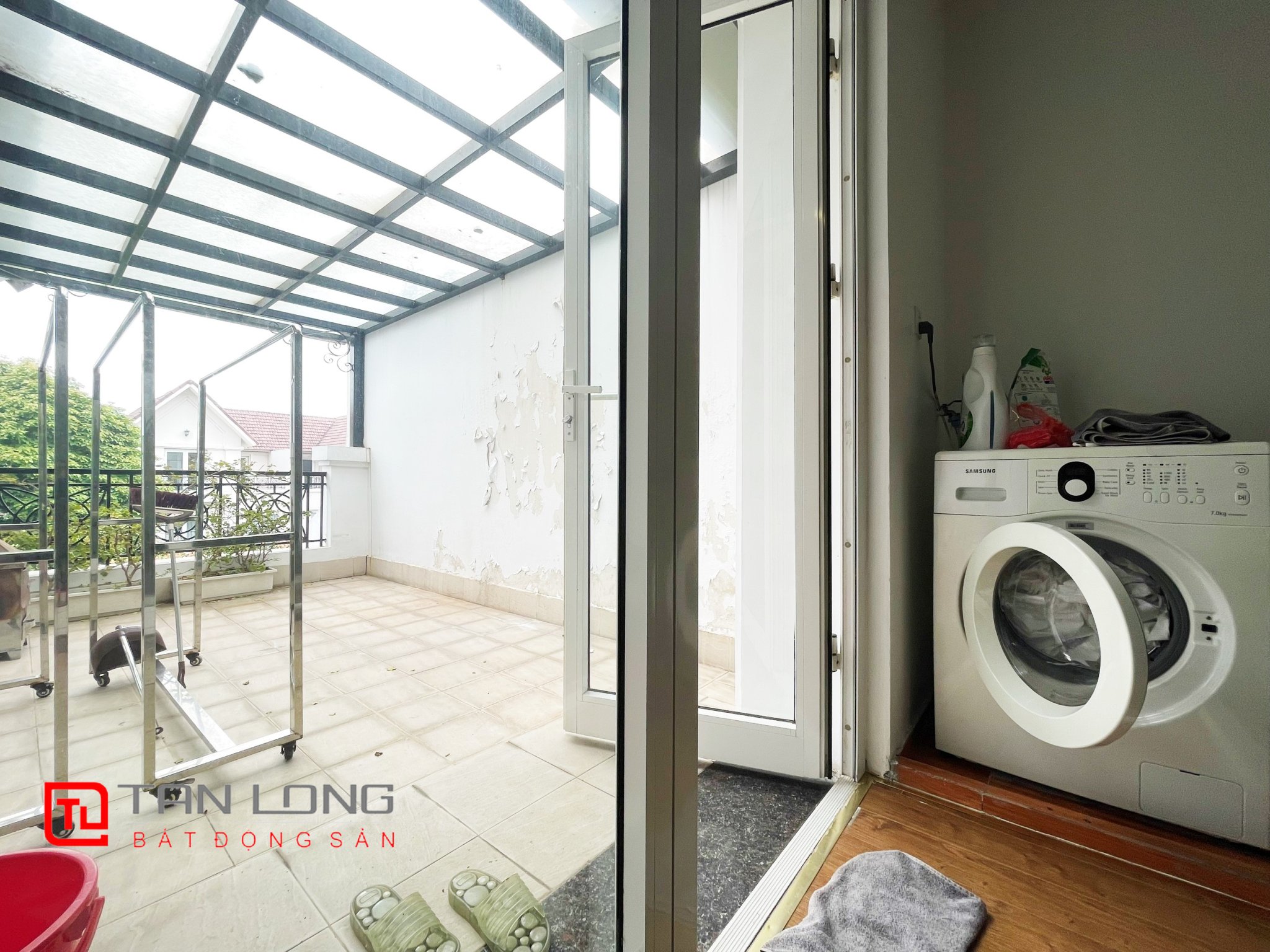 Cho thuê Biệt thự Song lập đủ đồ gần TTTM Vincom tại Vinhomes Riverside 19