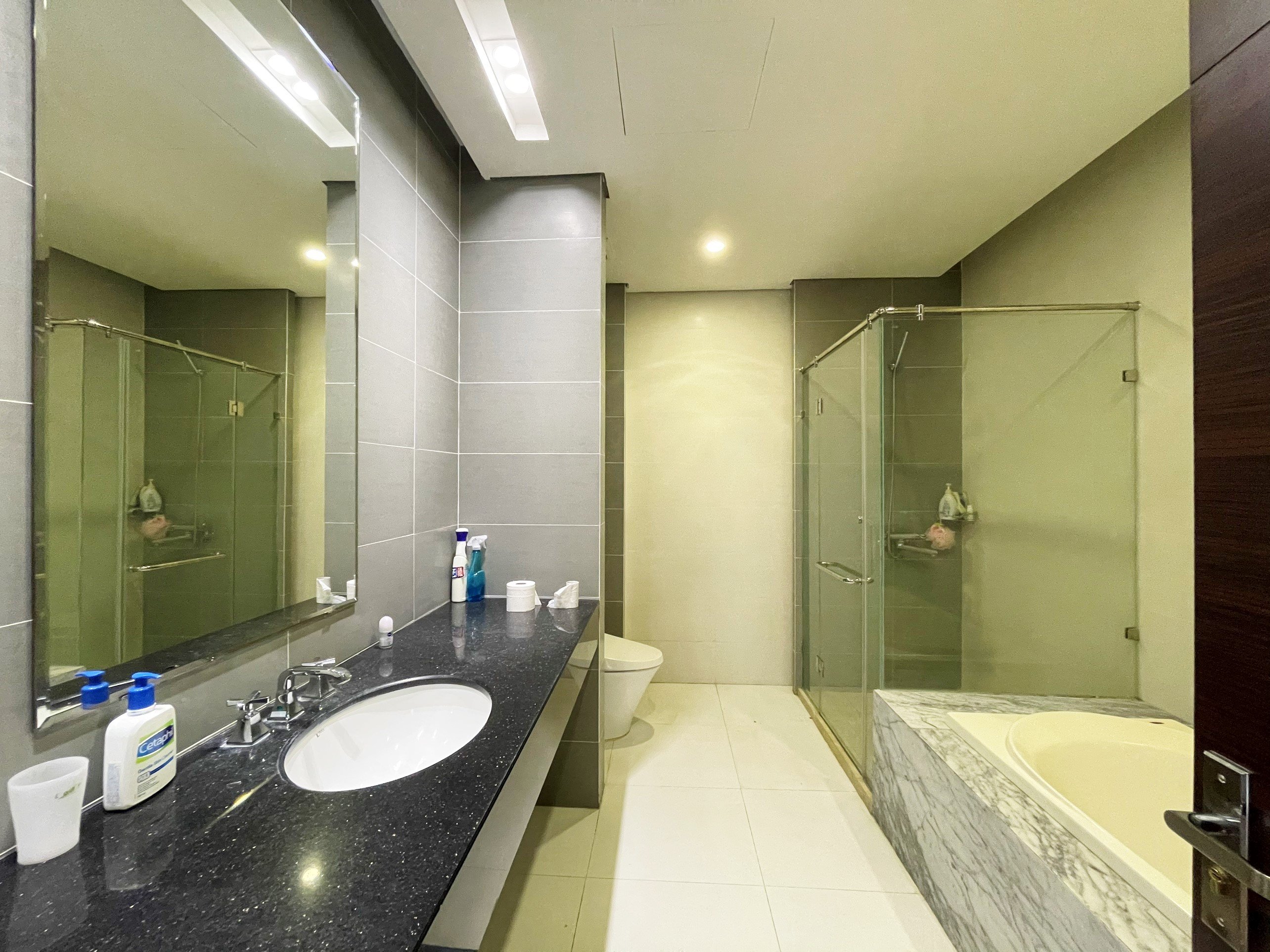 Cho thuê biệt thự song lập đủ đồ tại Vinhomes Riverside, Long Biên 12
