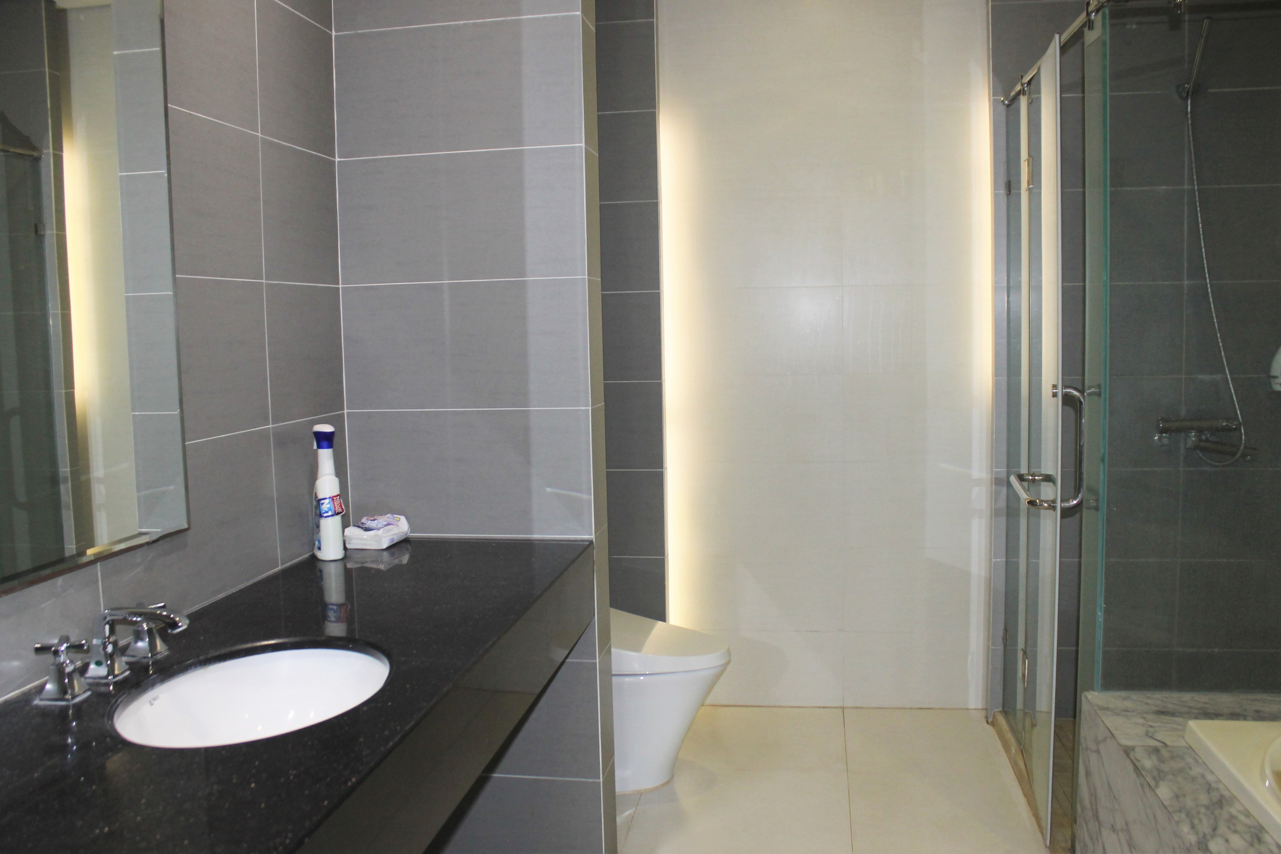 Cho Thuê Biệt Thự Song Lập Đủ Đồ Tại Vinhomes Riverside 9