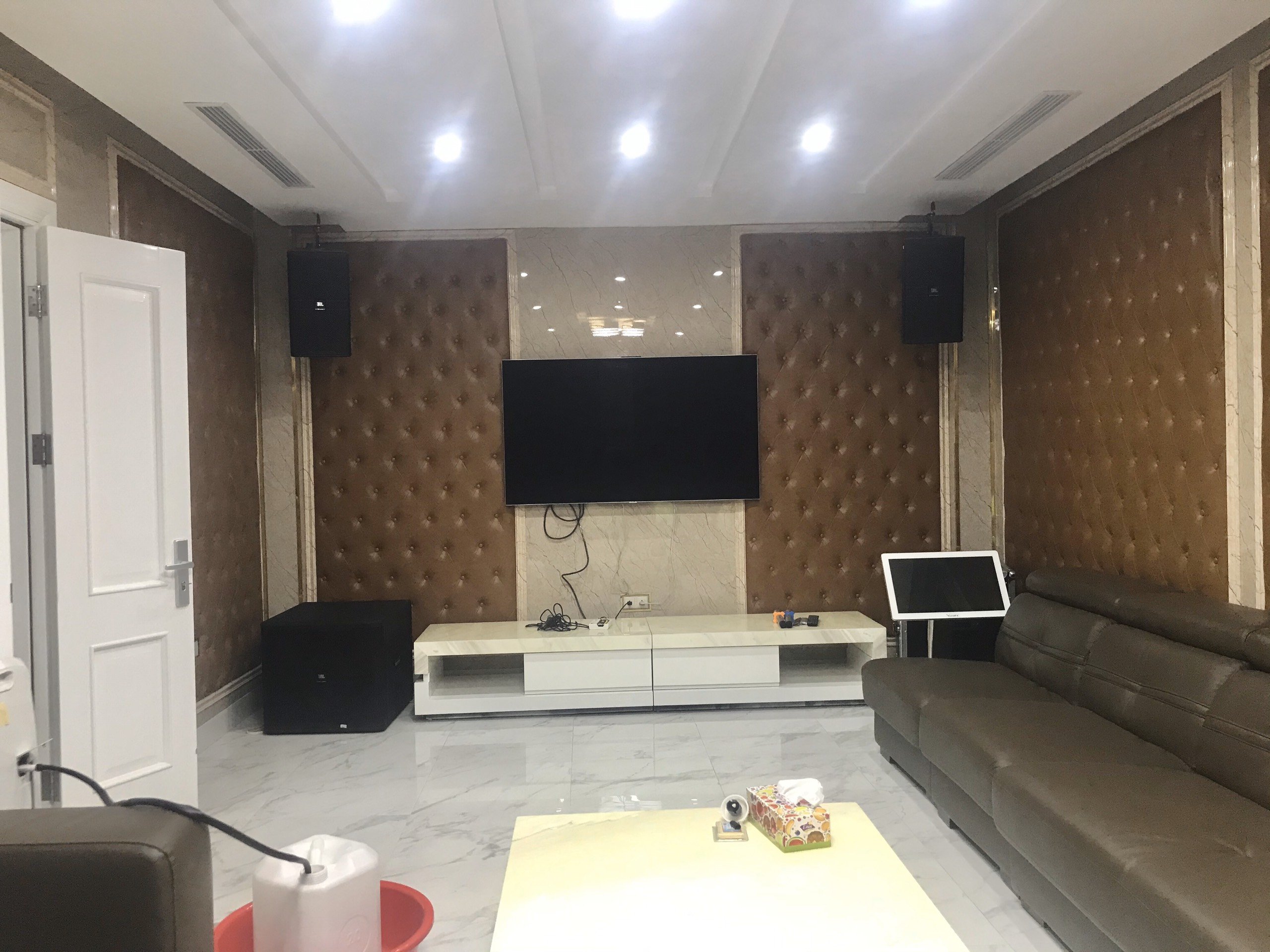 Cho Thuê Biệt Thự Song Lập Đủ Đồ,Tại Vinhomes Riverside Gần Trường Quốc tế BIS 5