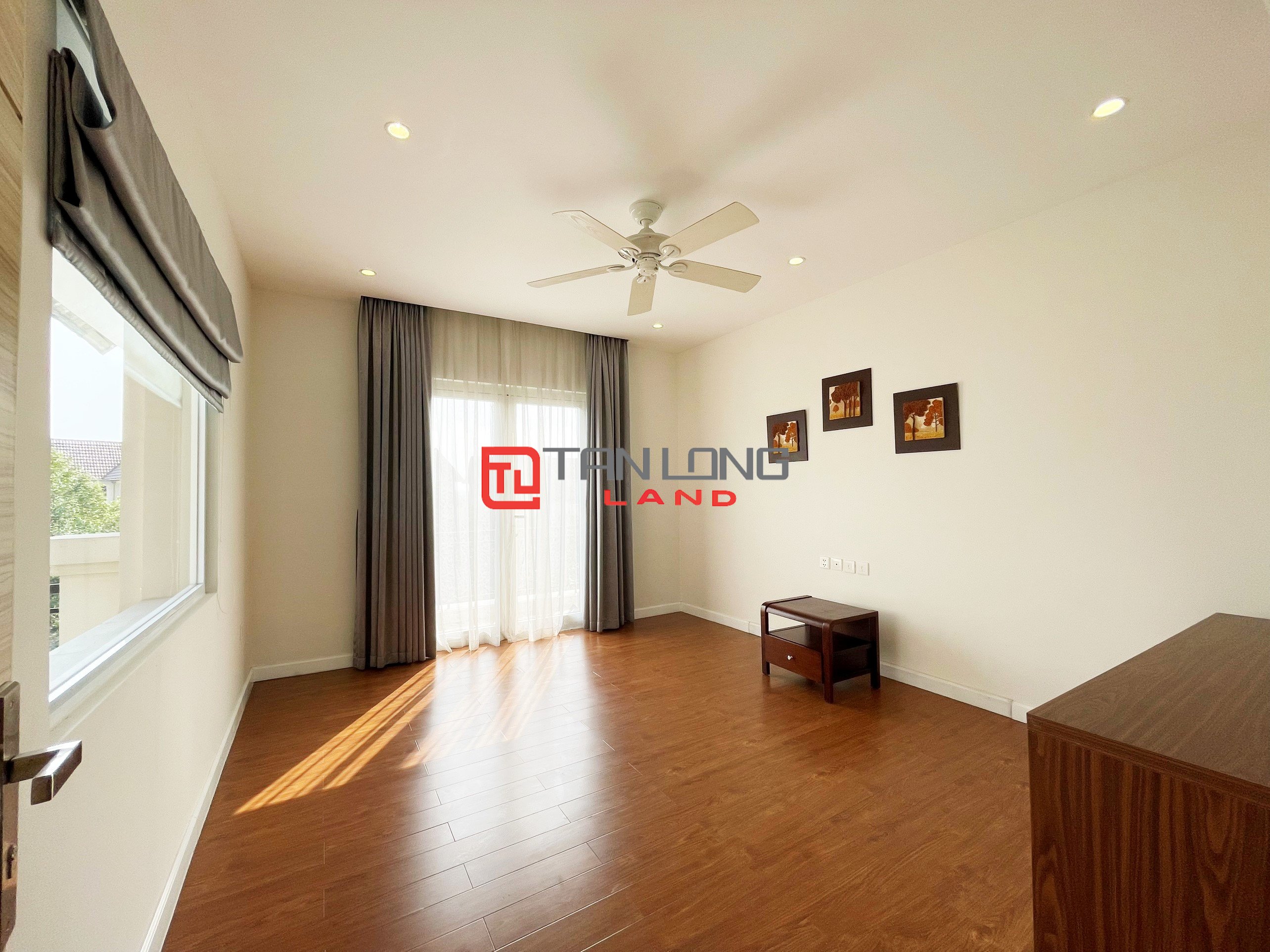 Cho thuê Biệt thự Song lập full nội thất gần trường quốc tế BIS tại Vinhomes Riverside Long Biên 16