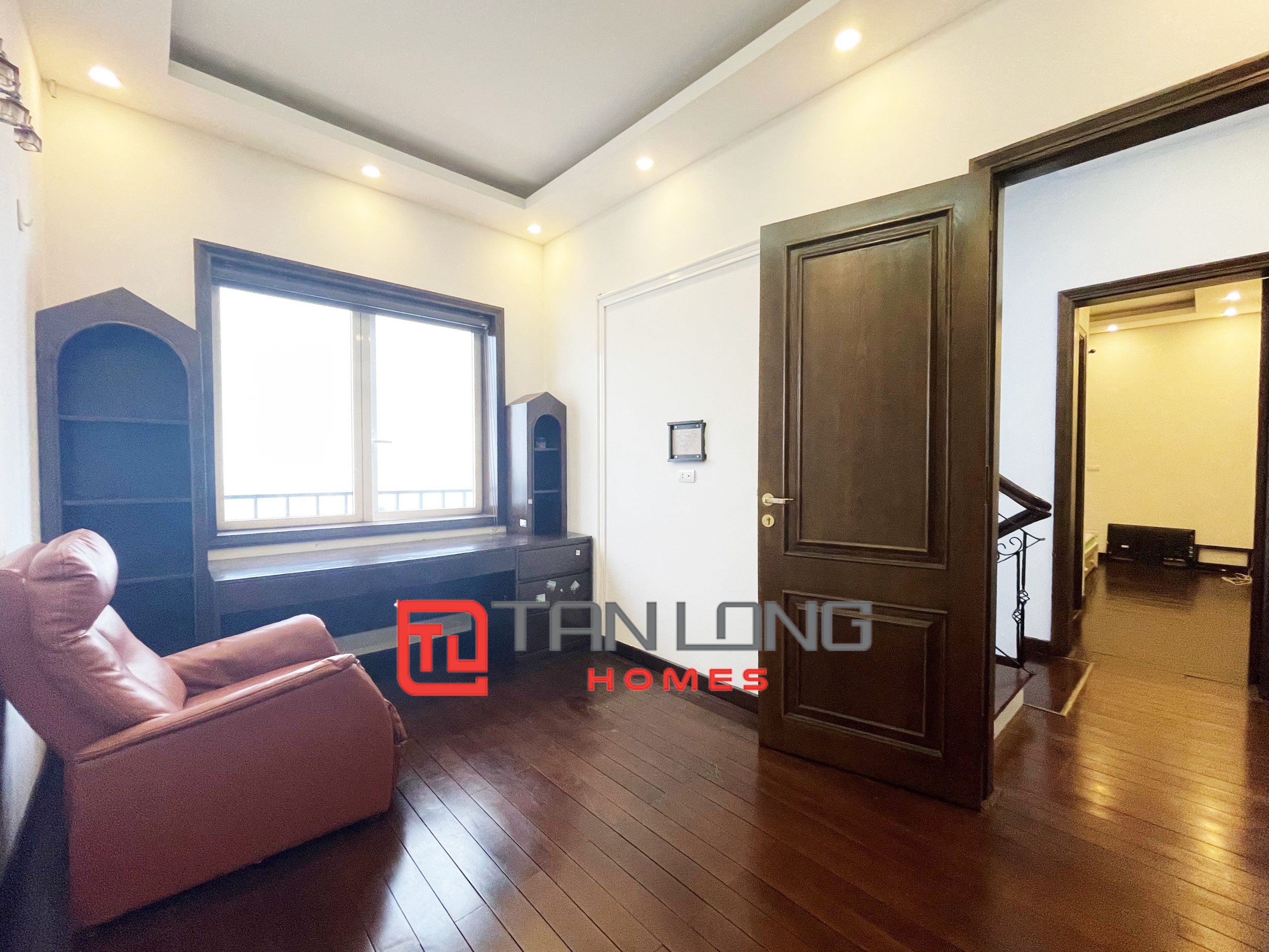 Cho thuê Biệt thự Song lập full nội thất tại Vinhomes The Harmony 8
