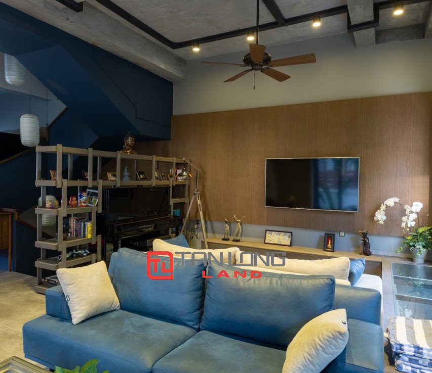 Cho thuê Biệt thự Song lập gần TTTM Vincom tại Vinhomes Riverside Long Biên 3