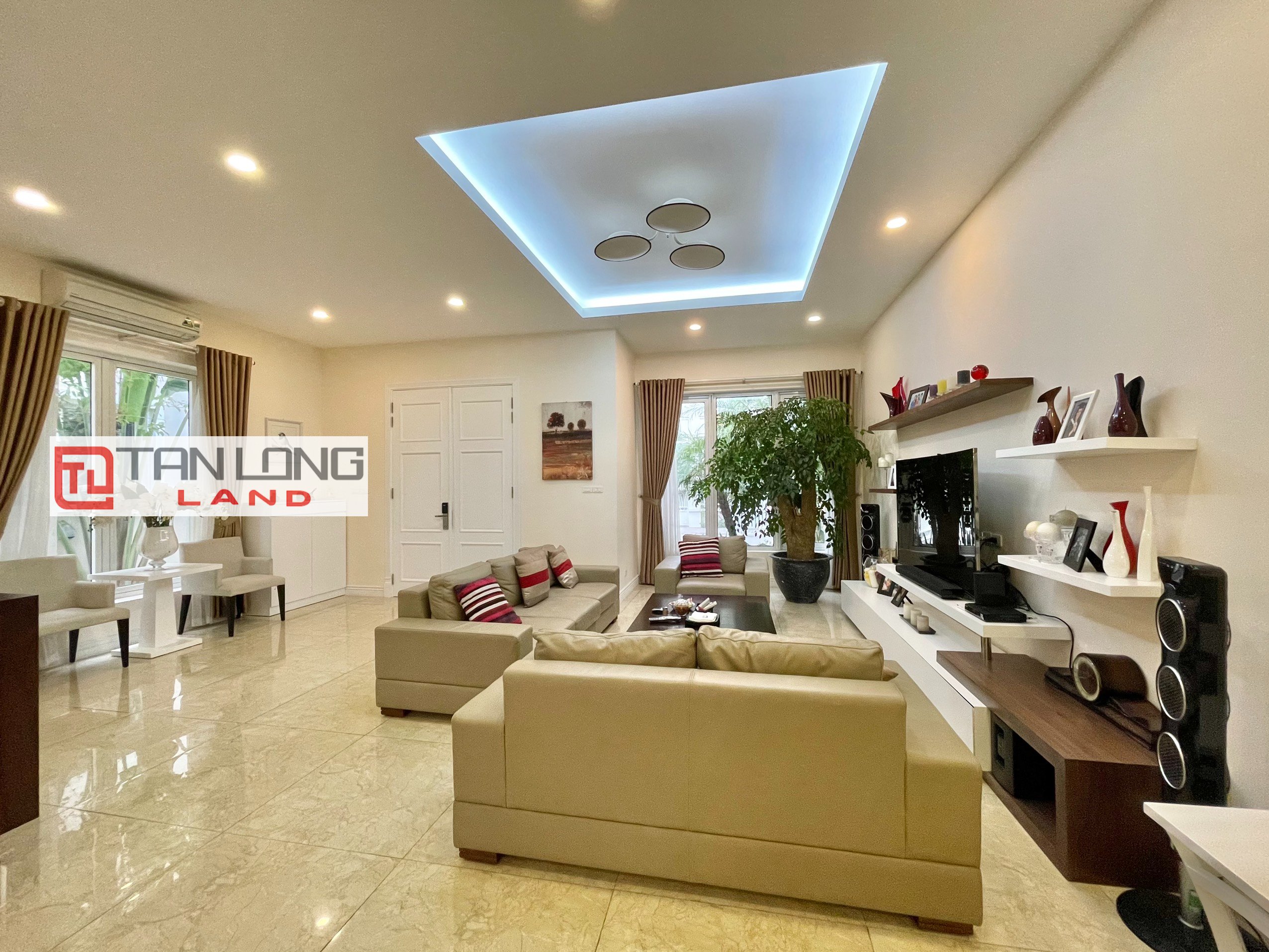 Cho thuê biệt thự Song lập hoàn thiện gần trường quốc tế BIS tại Vinhomes Riverside 1