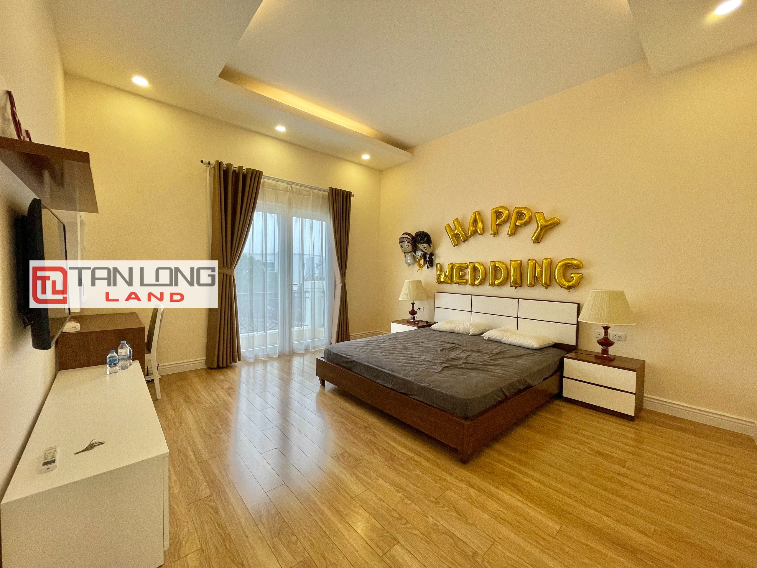 Cho thuê biệt thự Song lập hoàn thiện gần trường quốc tế BIS tại Vinhomes Riverside 11