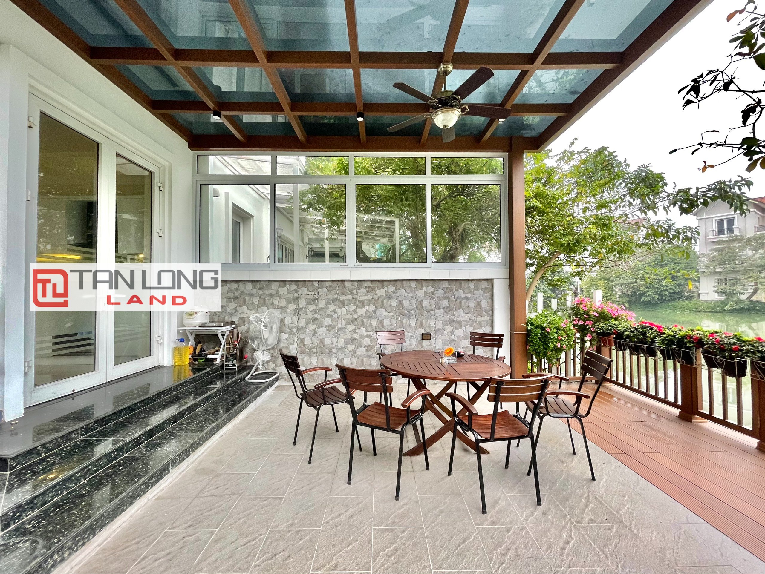 Cho thuê biệt thự Song lập hoàn thiện gần trường quốc tế BIS tại Vinhomes Riverside 6
