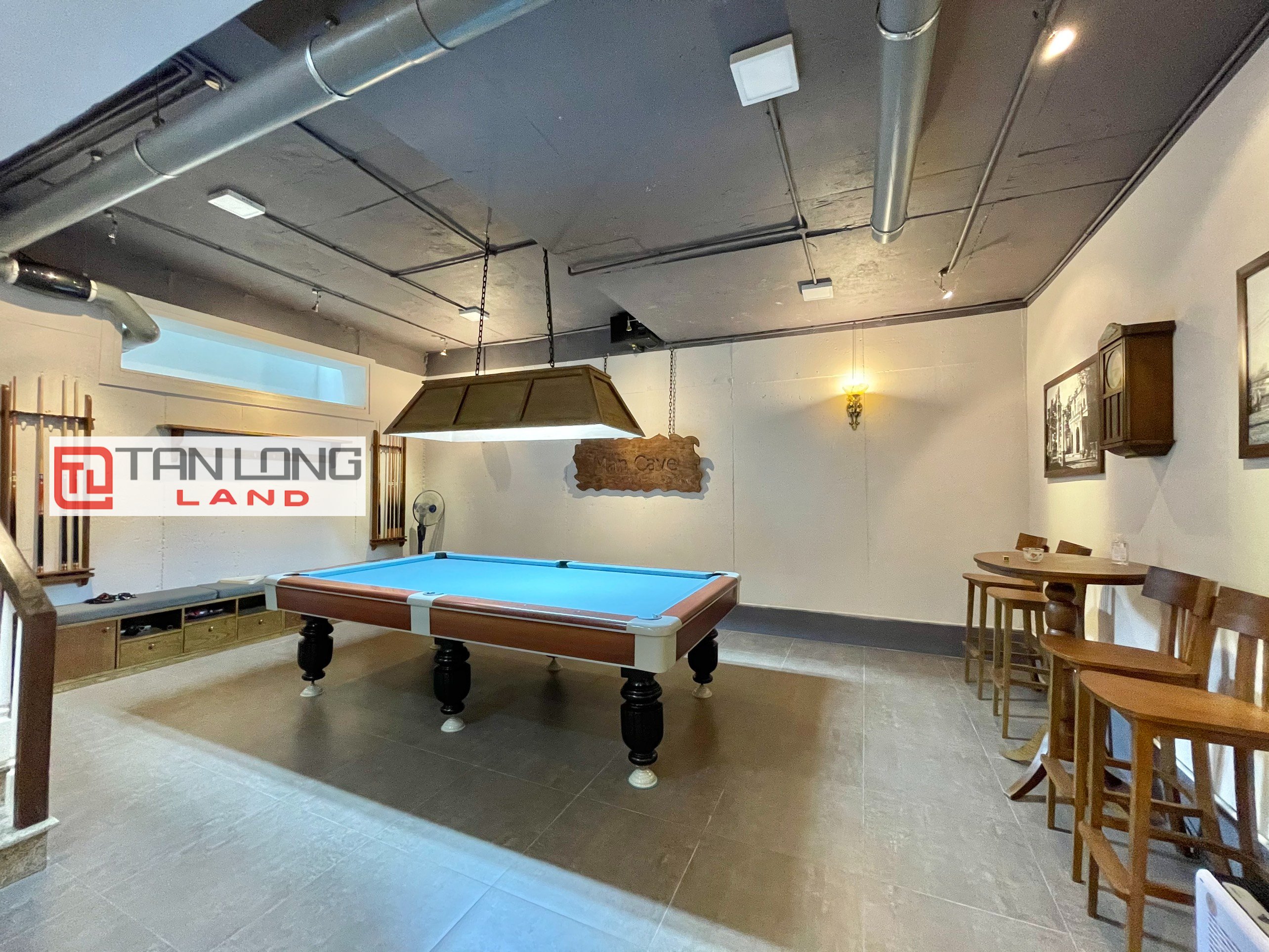 Cho thuê biệt thự Song lập hoàn thiện gần trường quốc tế BIS tại Vinhomes Riverside 8