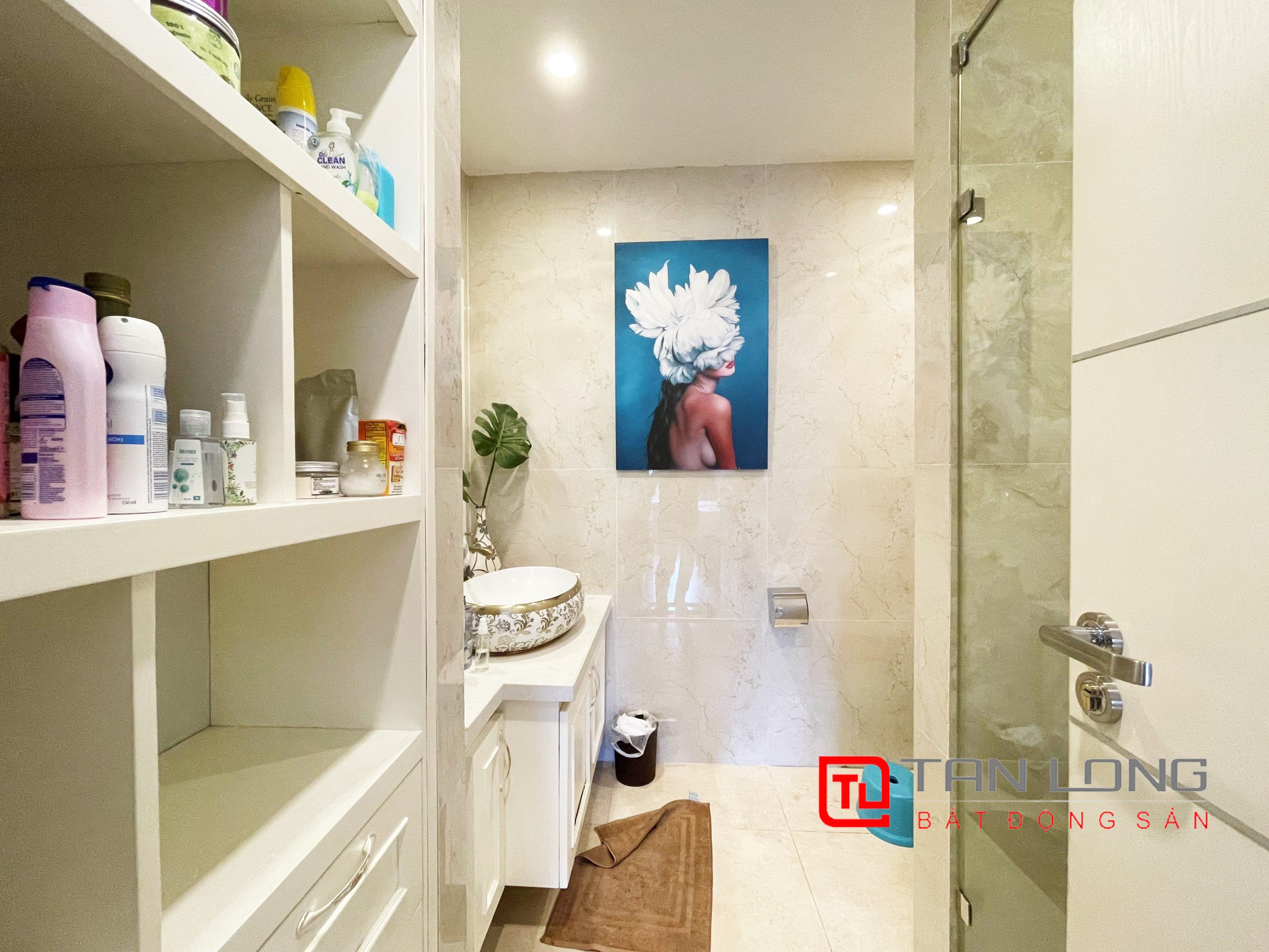 Cho thuê biệt thự song lập sân vườn rộng tại Vinhomes Riverside 15