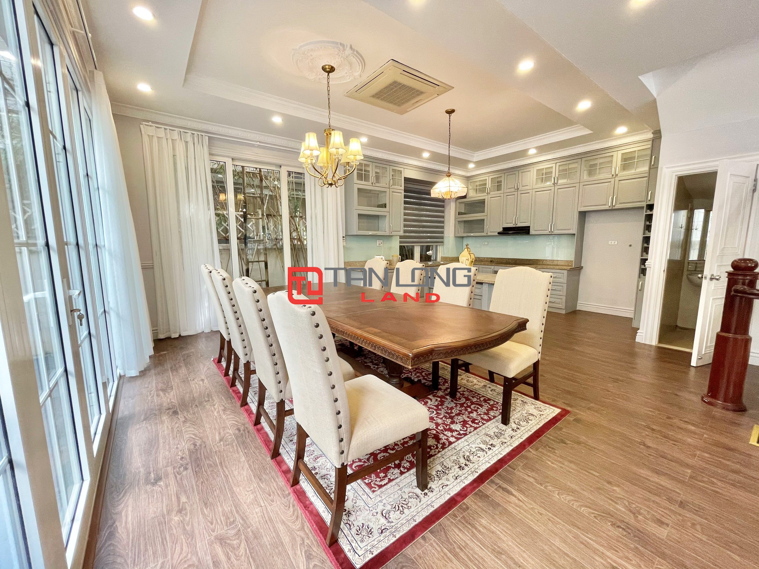 Cho thuê Biệt thự Song lập tiểu khu Anh Đào gần TTTM Vincom tại Vinhomes Riverside Long Biên 5