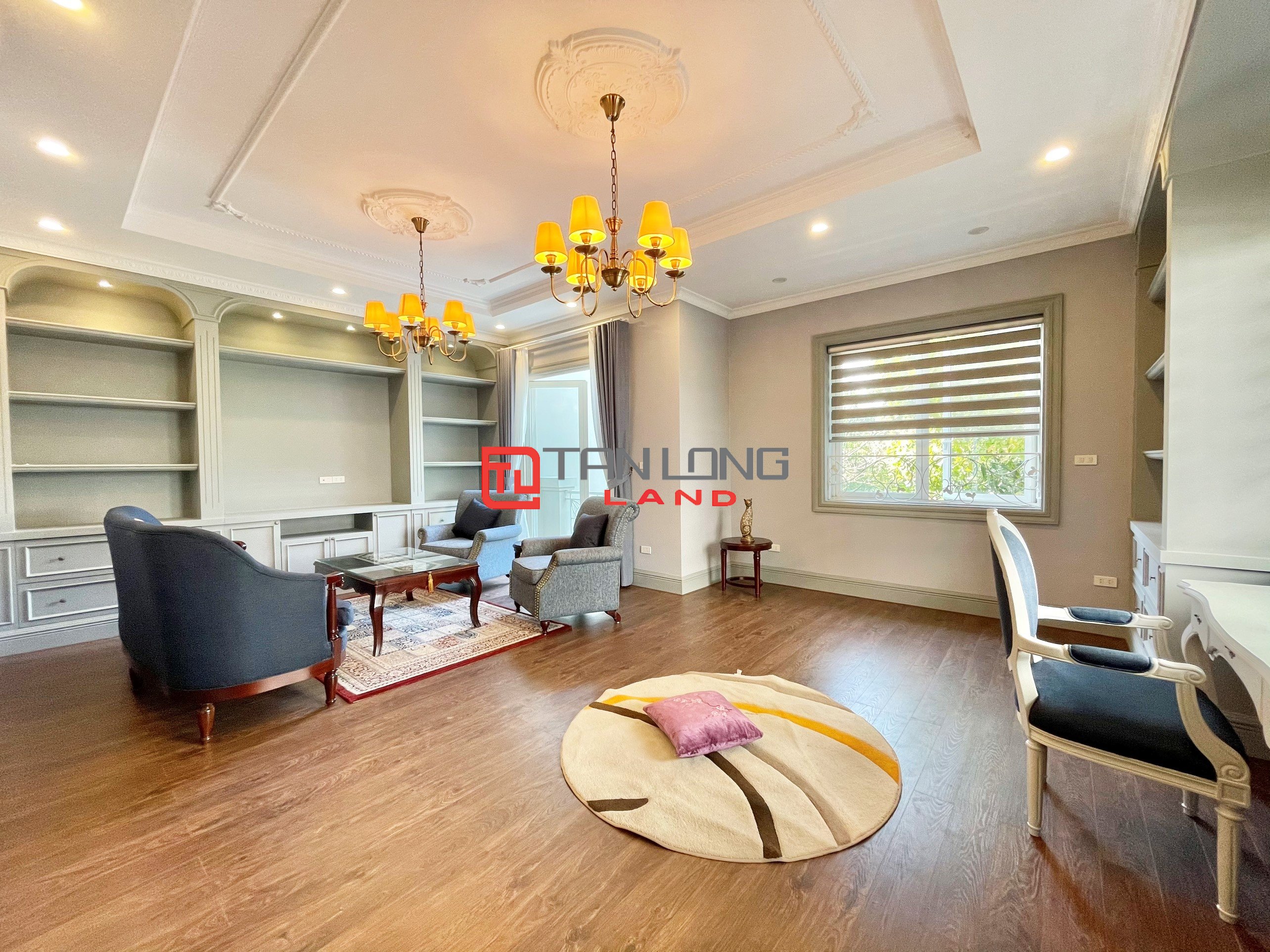 Cho thuê Biệt thự Song lập tiểu khu Anh Đào gần TTTM Vincom tại Vinhomes Riverside Long Biên 8