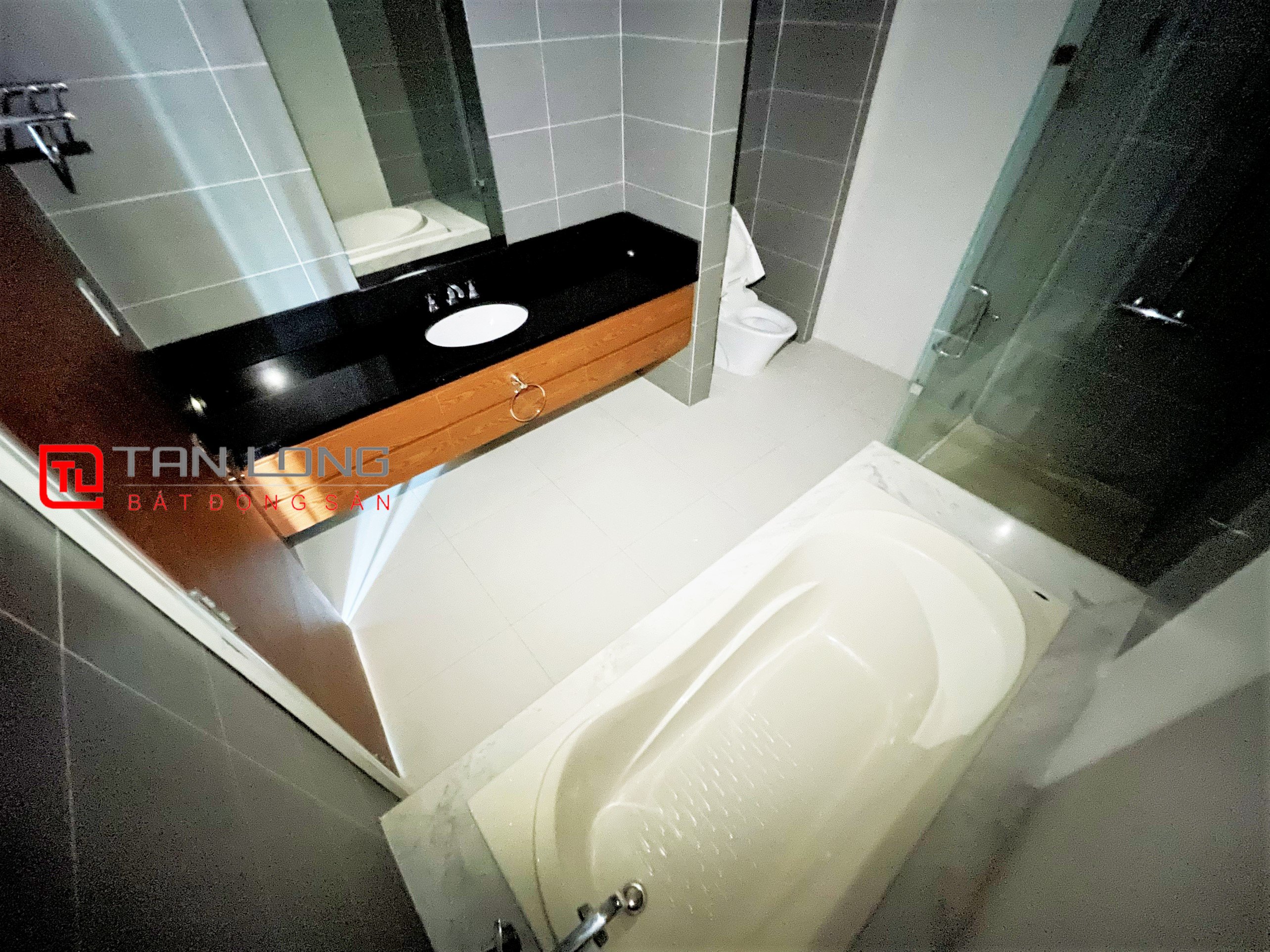 Cho thuê Biệt thự song lập view ngã 3 sông tại Vinhomes Riverside 14