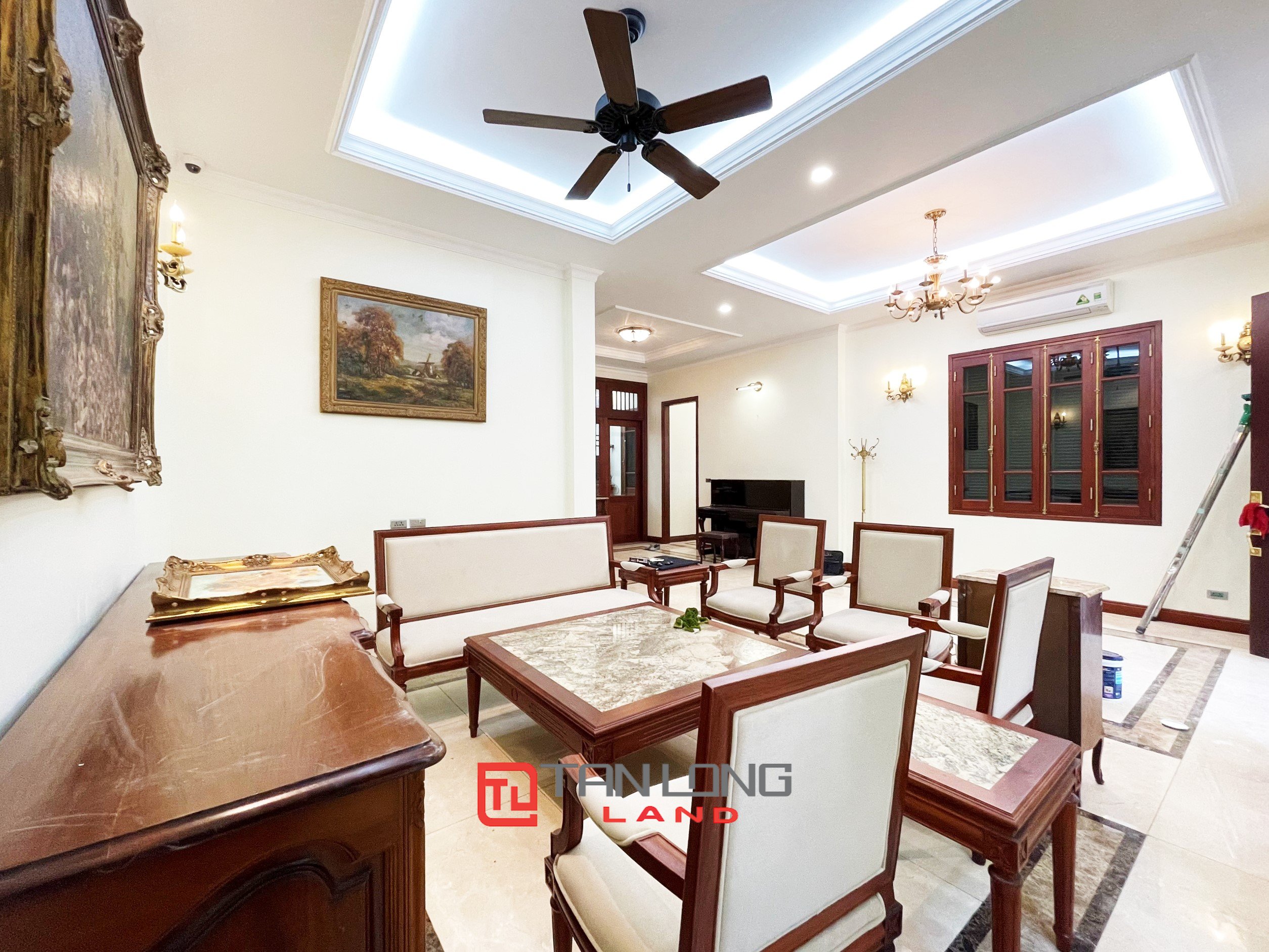 Cho thuê Biệt thự Song lập view sông gần trường quốc tế BIS tại Vinhomes Riverside 2