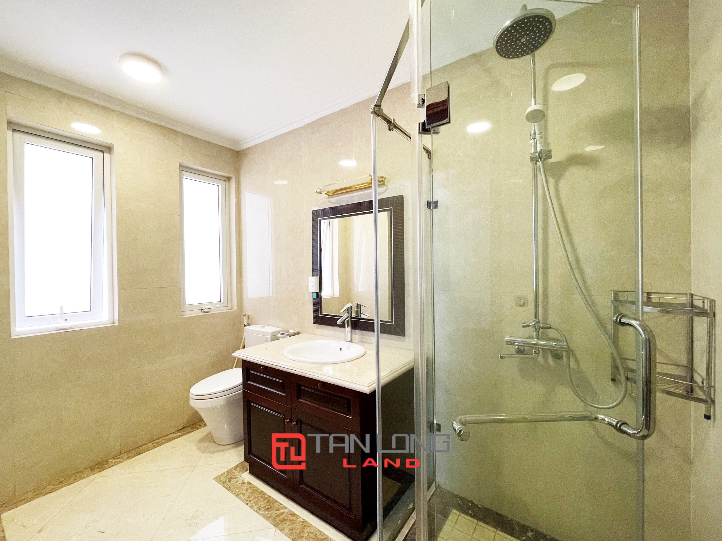 Cho thuê Biệt thự Song lập view sông gần trường quốc tế BIS tại Vinhomes Riverside 9