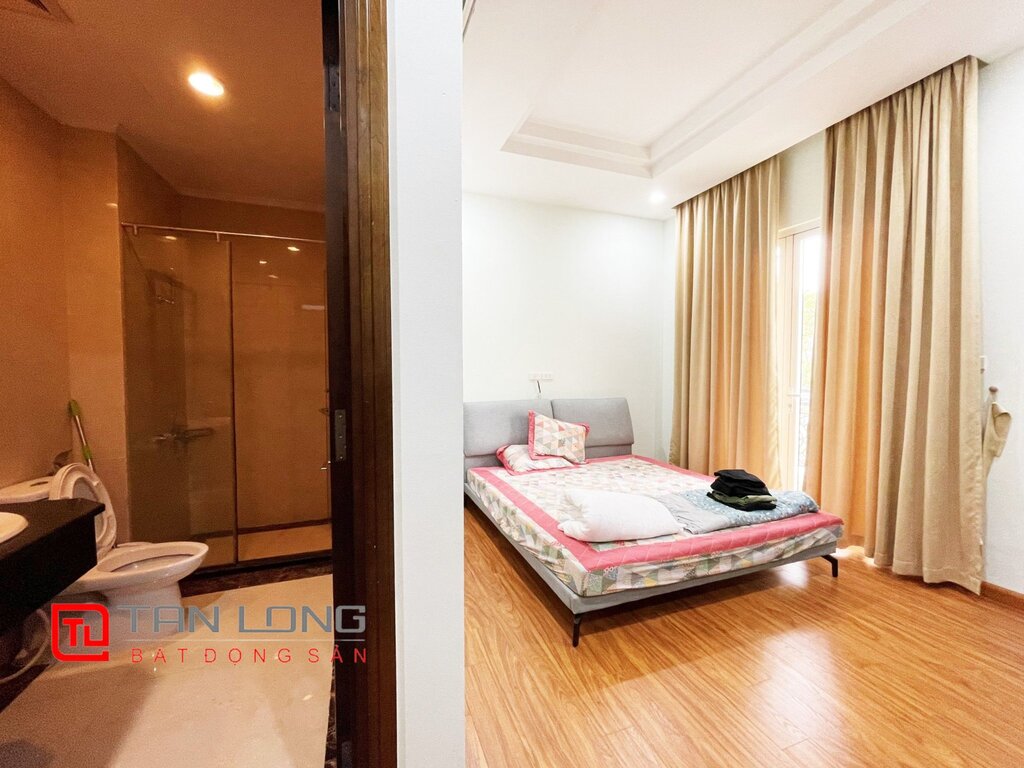 Cho thuê Biệt Thự Song Lập view vườn hoa tại Vinhomes Riverside 9