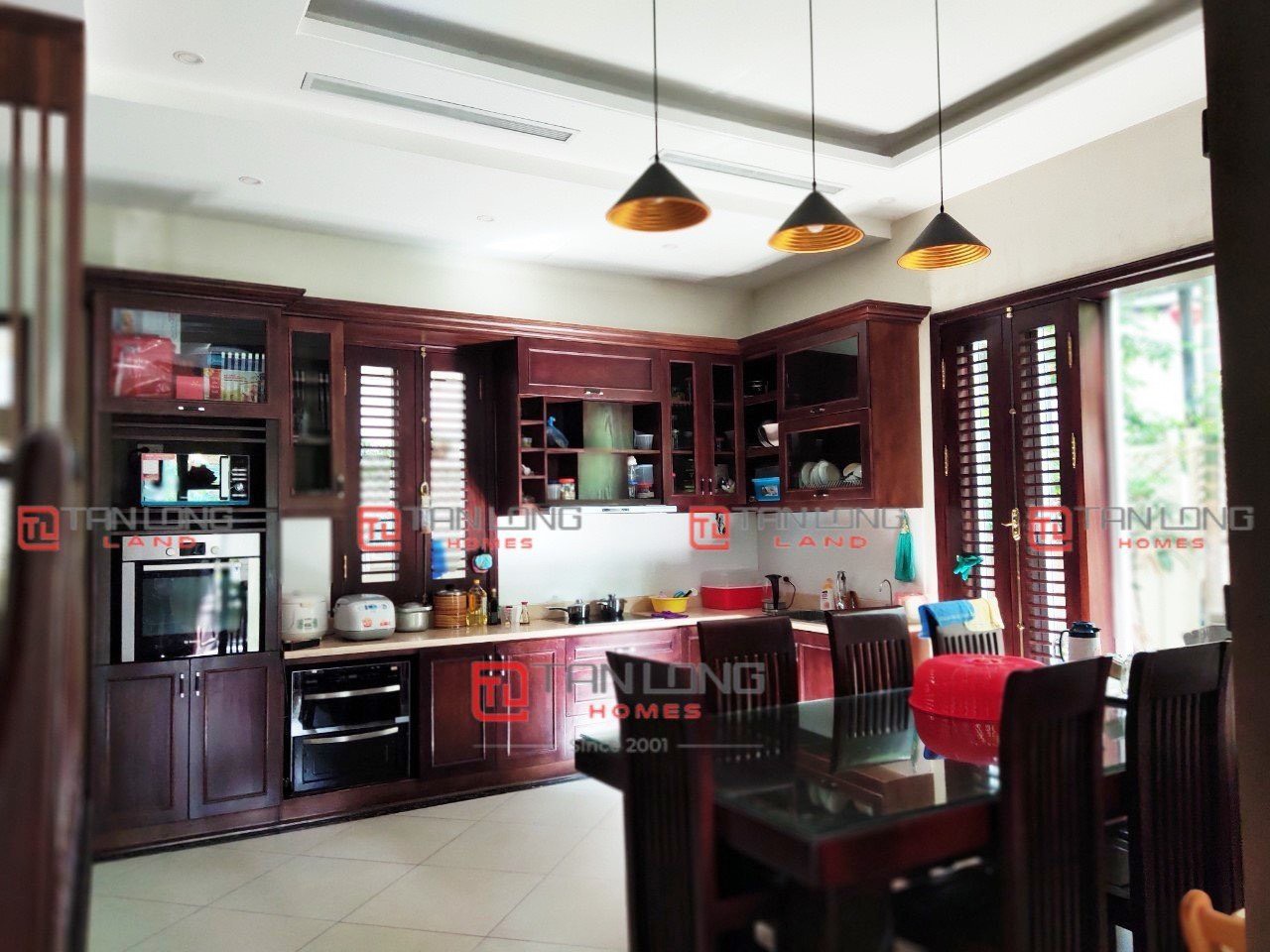 Cho thuê biệt thự song lập view vườn hoa Vinhomes Riverside 2