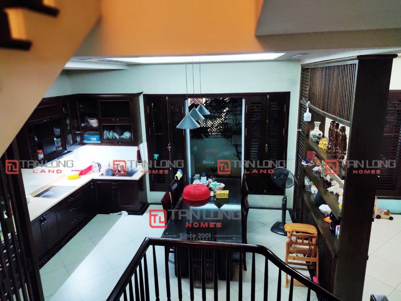 Cho thuê biệt thự song lập view vườn hoa Vinhomes Riverside 3