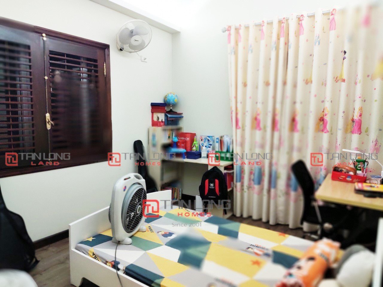 Cho thuê biệt thự song lập view vườn hoa Vinhomes Riverside 6