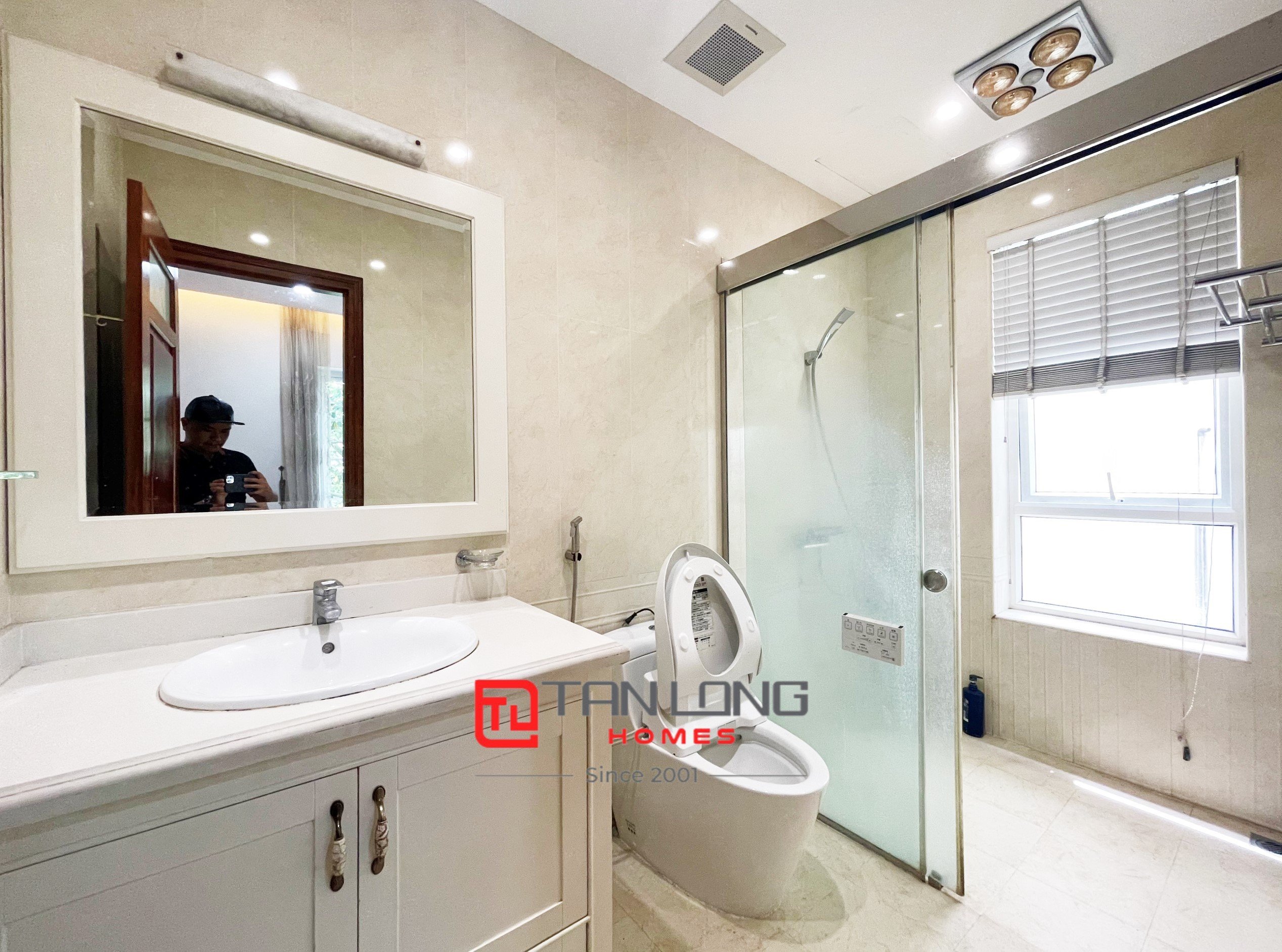 Cho thuê biệt thự tứ lập Vinhomes Riveride Long Biên 7