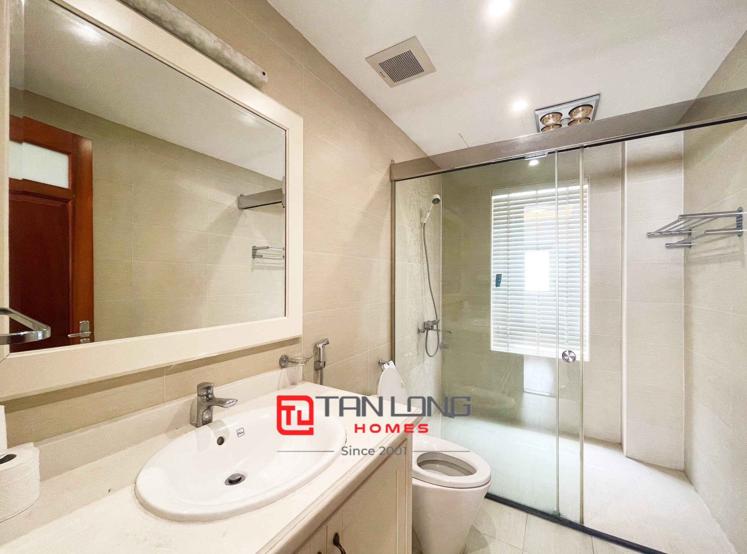 Cho thuê biệt thự tứ lập Vinhomes Riveride Long Biên 9