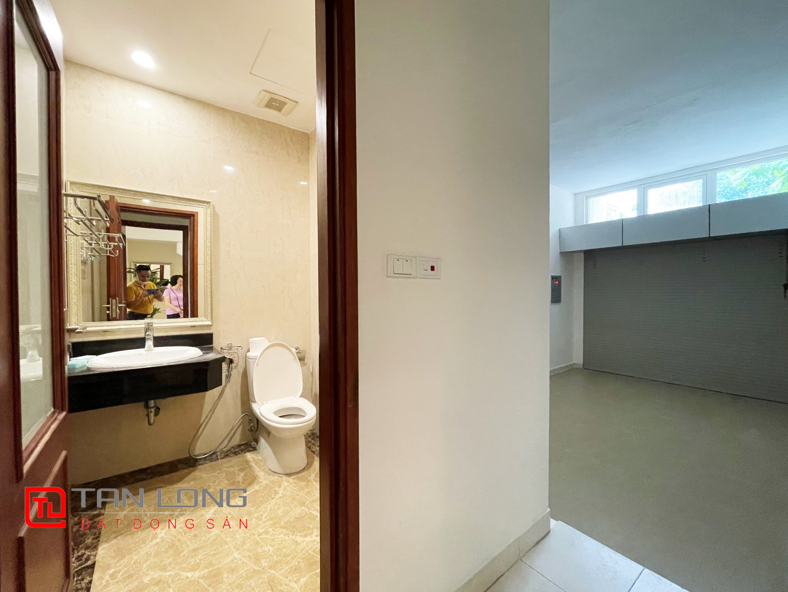 Cho thuê căn Biệt thự song lập Hoa Sữa view sông tại Vinhomes Riverside 11