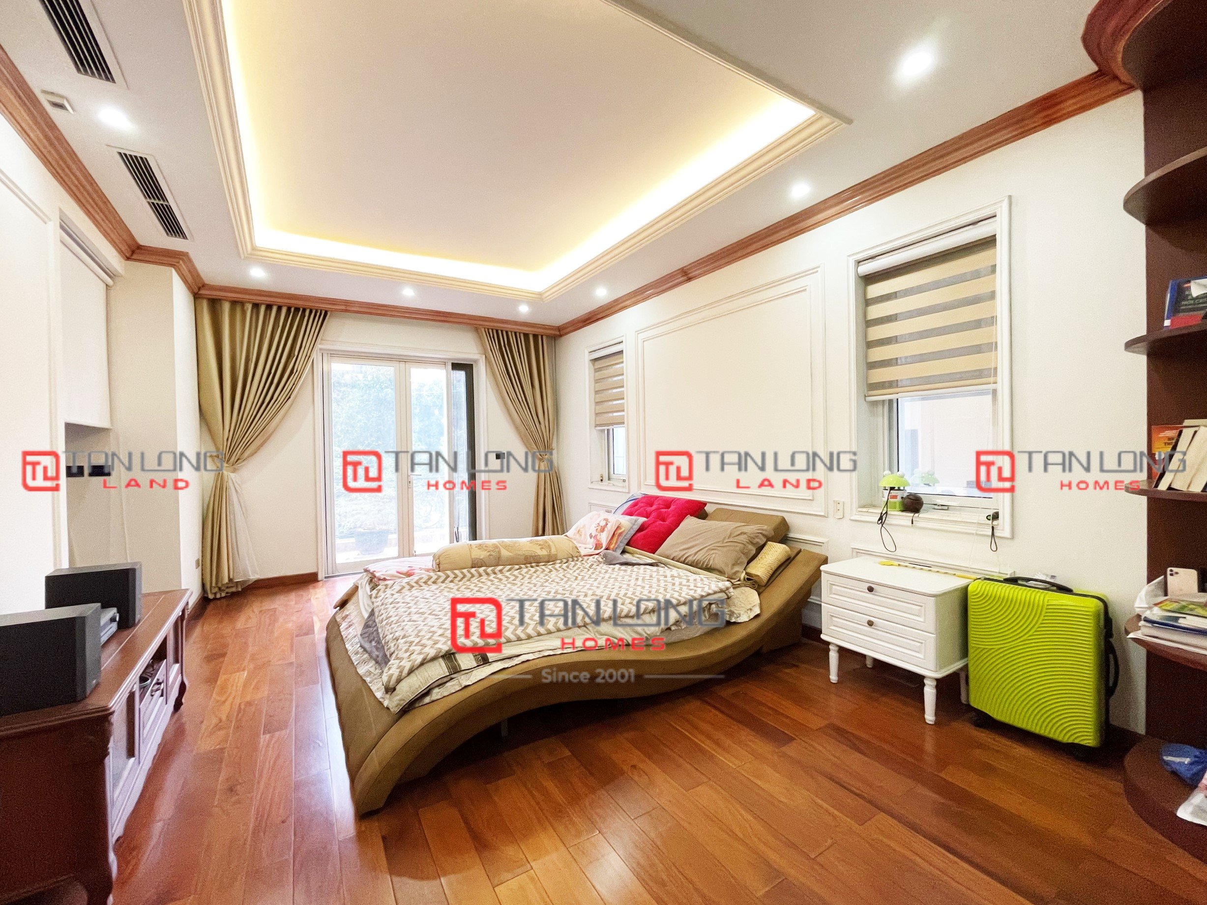 Cho thuê đơn lập Hoa Phượng 288m2 full đồ đẹp - thang máy - Vinhomes Riverside 14