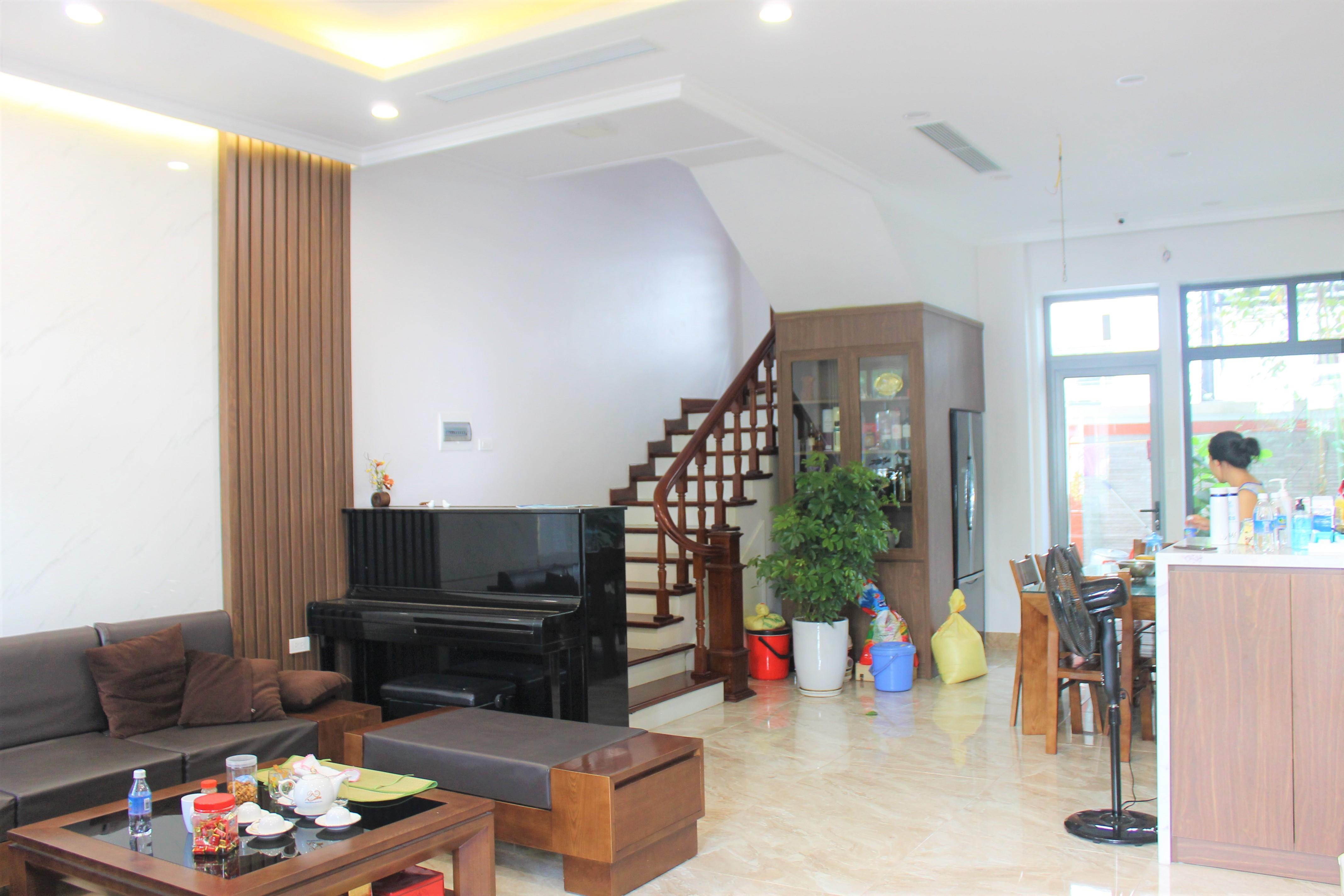 Cho thuê nhà liền kề đủ đồ Vinhomes Harmony 3