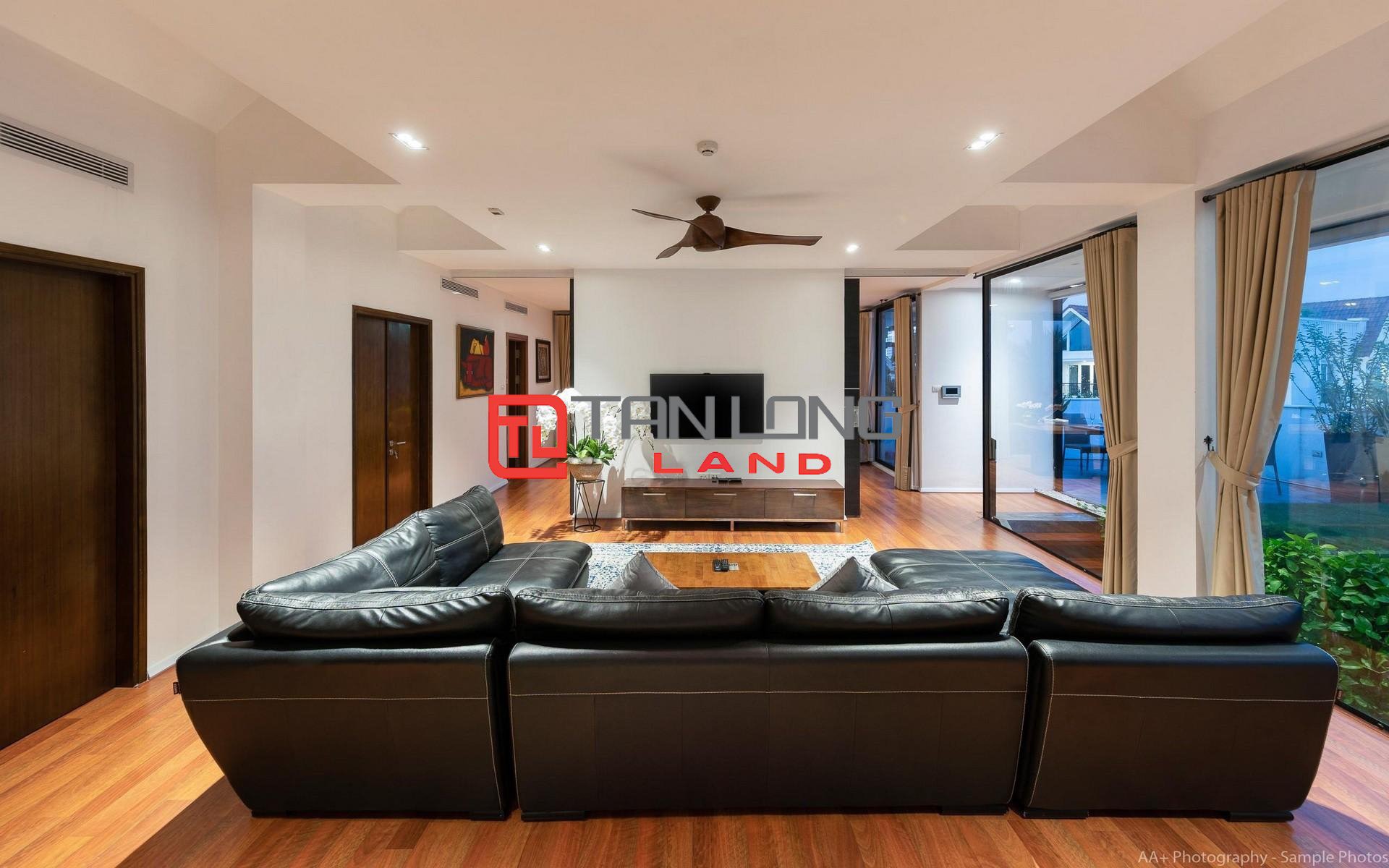 Cho thuê Siêu Biệt thự Đơn lập khu Bằng Lăng với 5 phòng ngủ tại Vinhomes Riverside Long Biên 15