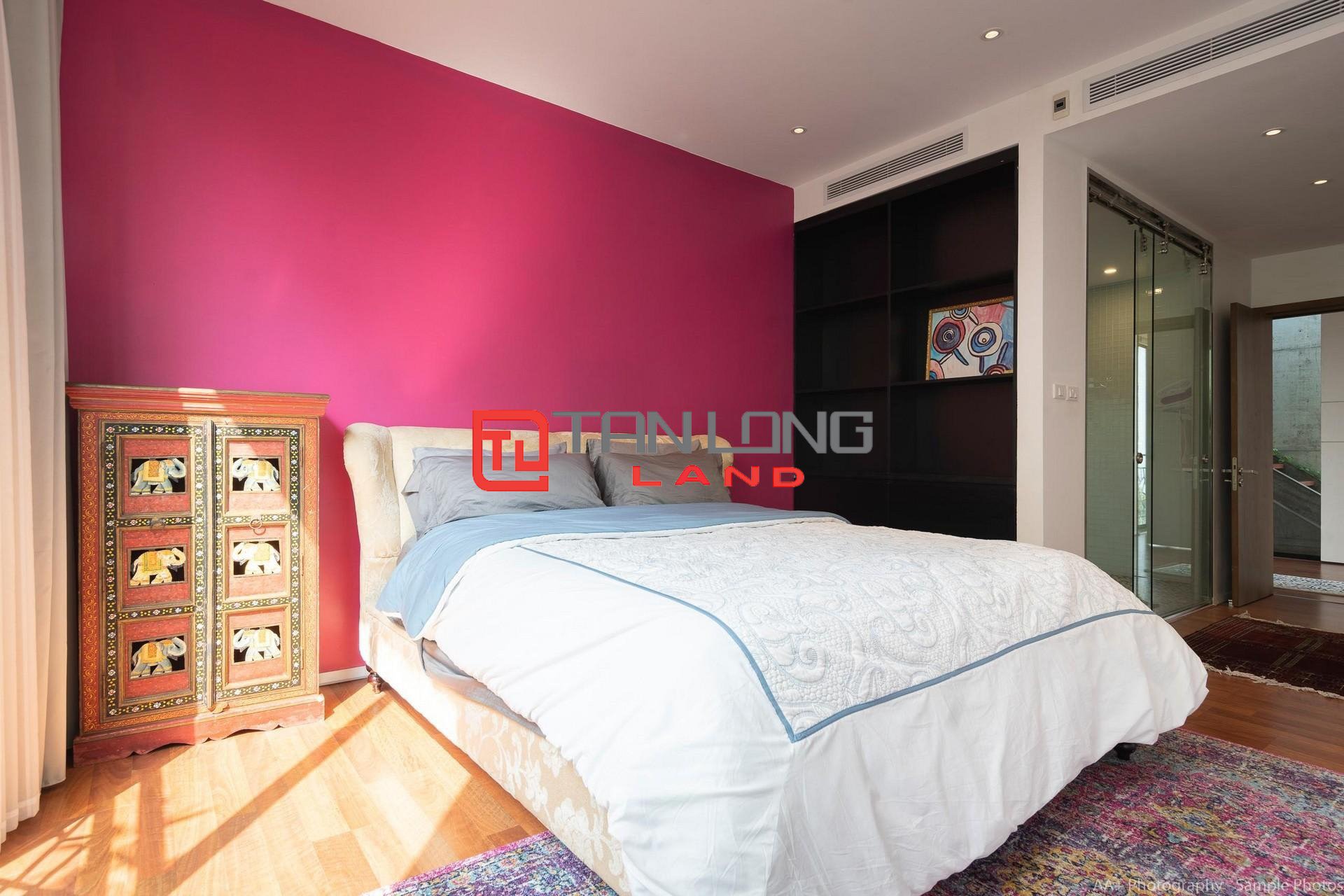 Cho thuê Siêu Biệt thự Đơn lập khu Bằng Lăng với 5 phòng ngủ tại Vinhomes Riverside Long Biên 23