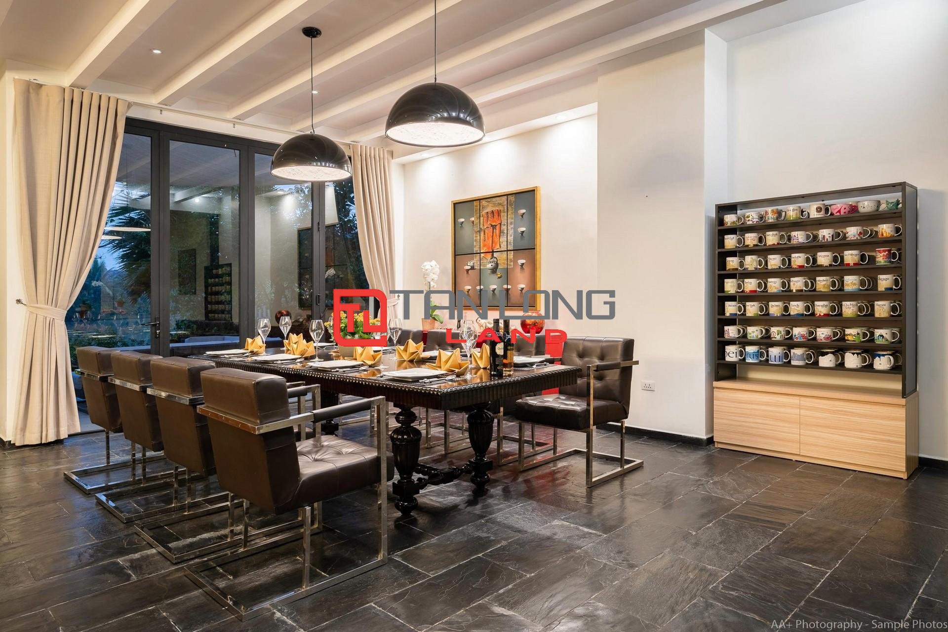 Cho thuê Siêu Biệt thự Đơn lập khu Bằng Lăng với 5 phòng ngủ tại Vinhomes Riverside Long Biên 6