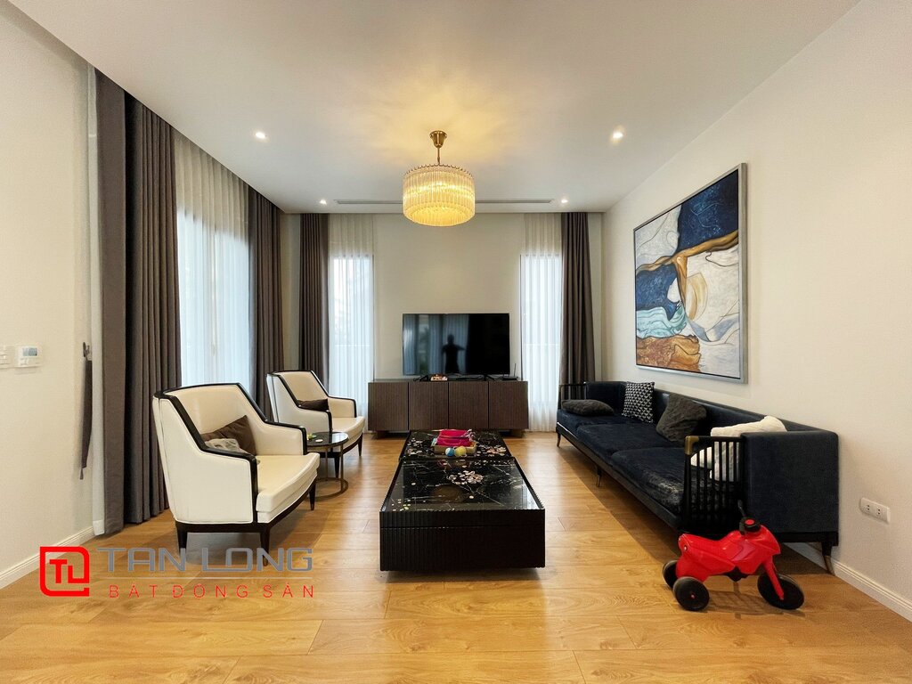 Cho thuê Biệt thự Đơn lập gần trường BIS tại Vinhomes Riverside Long Biên