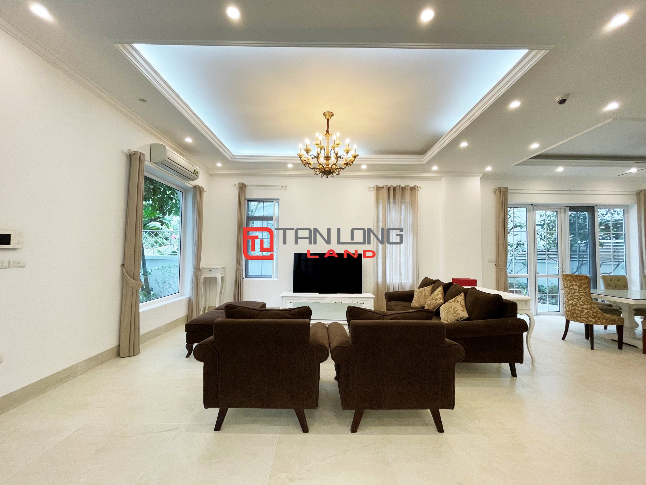 Cho thuê Biệt thự full nội thất 4 phòng ngủ tại Vinhomes Riverside Long Biên