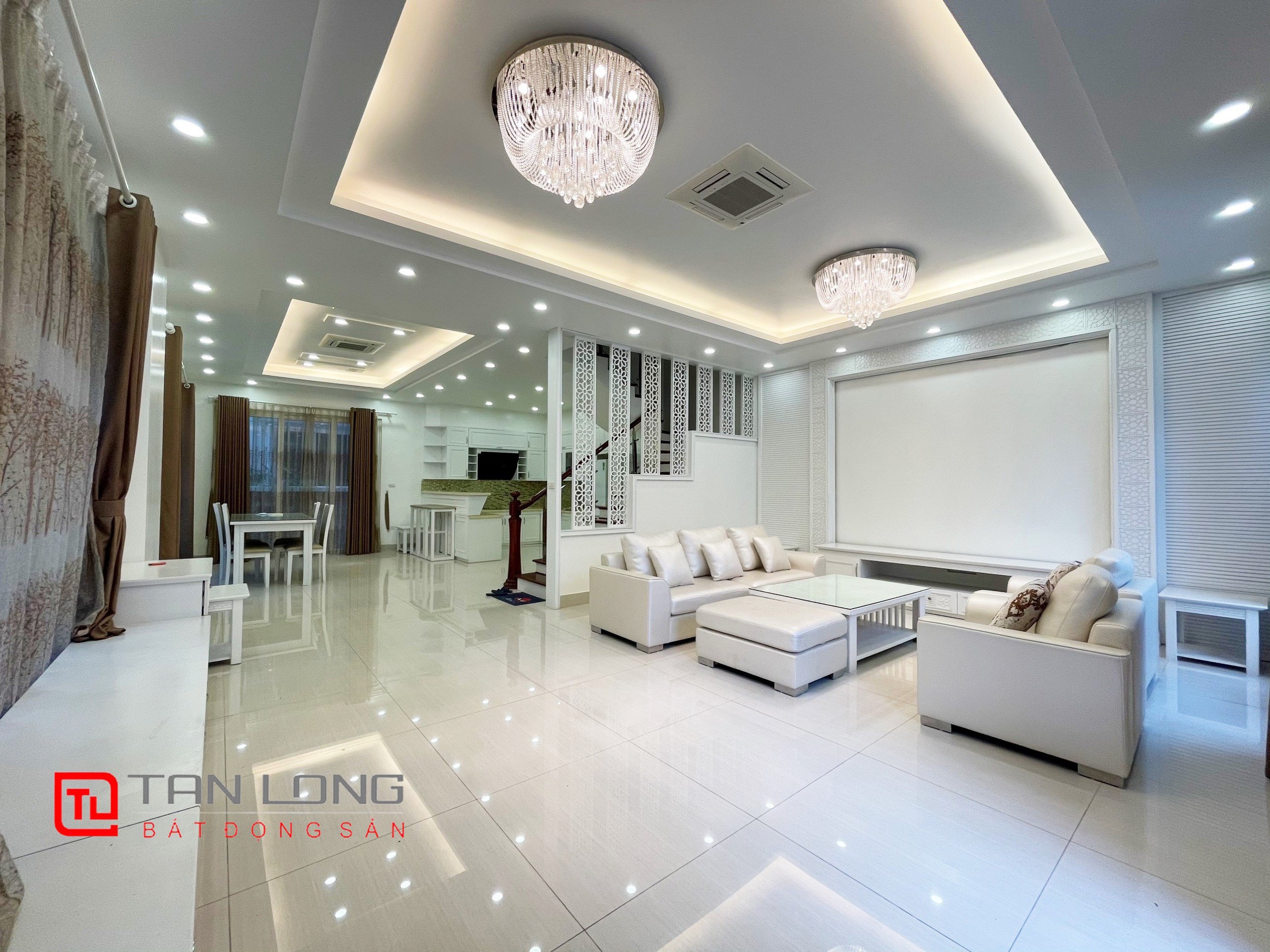 Cho thuê Biệt thự Song lập đầy đủ nội thất tại Vinhomes Riverside