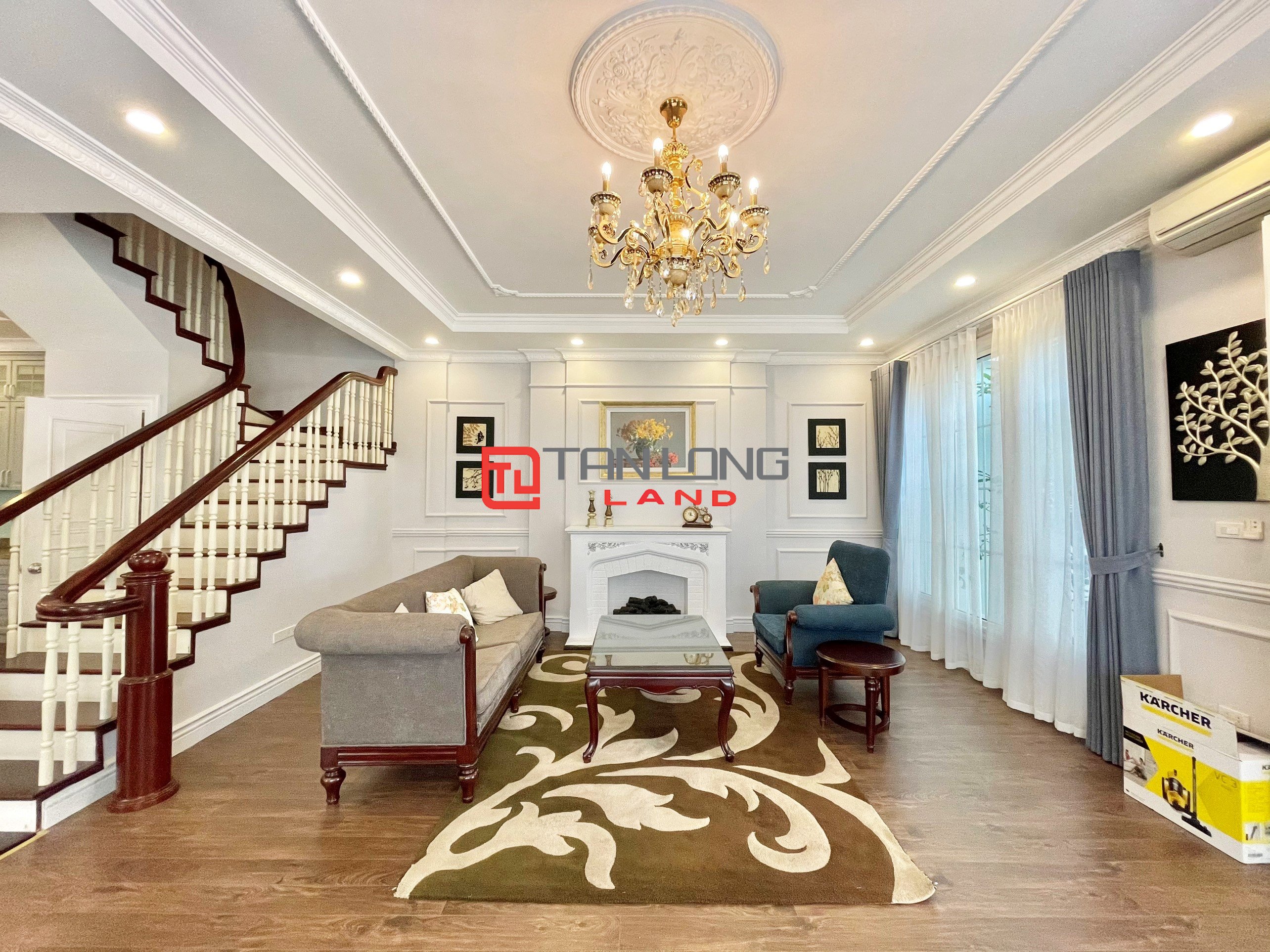 Cho thuê Biệt thự Song lập tiểu khu Anh Đào gần TTTM Vincom tại Vinhomes Riverside Long Biên