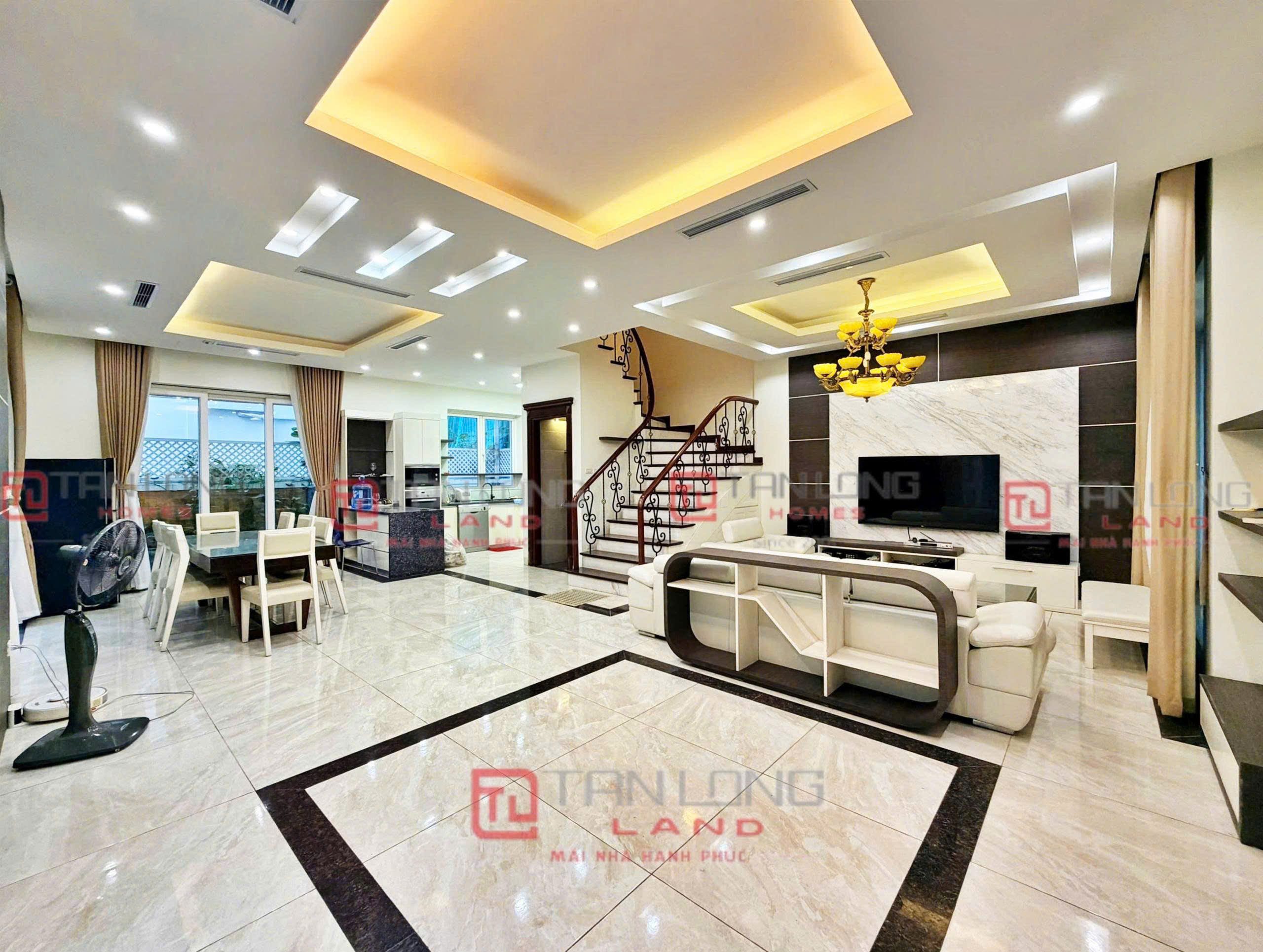 Cho thuê biệt thự Vinhomes Riverside - song lập khu Anh Đào - DT: 161m2 cho 3PN đầy đủ nội thất