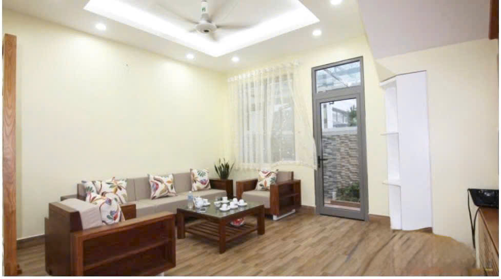 Cho thuê liền kề Vinhomes The Harmony gần Vinschool, sát hồ điều hòa - Đầy đủ nội thất
