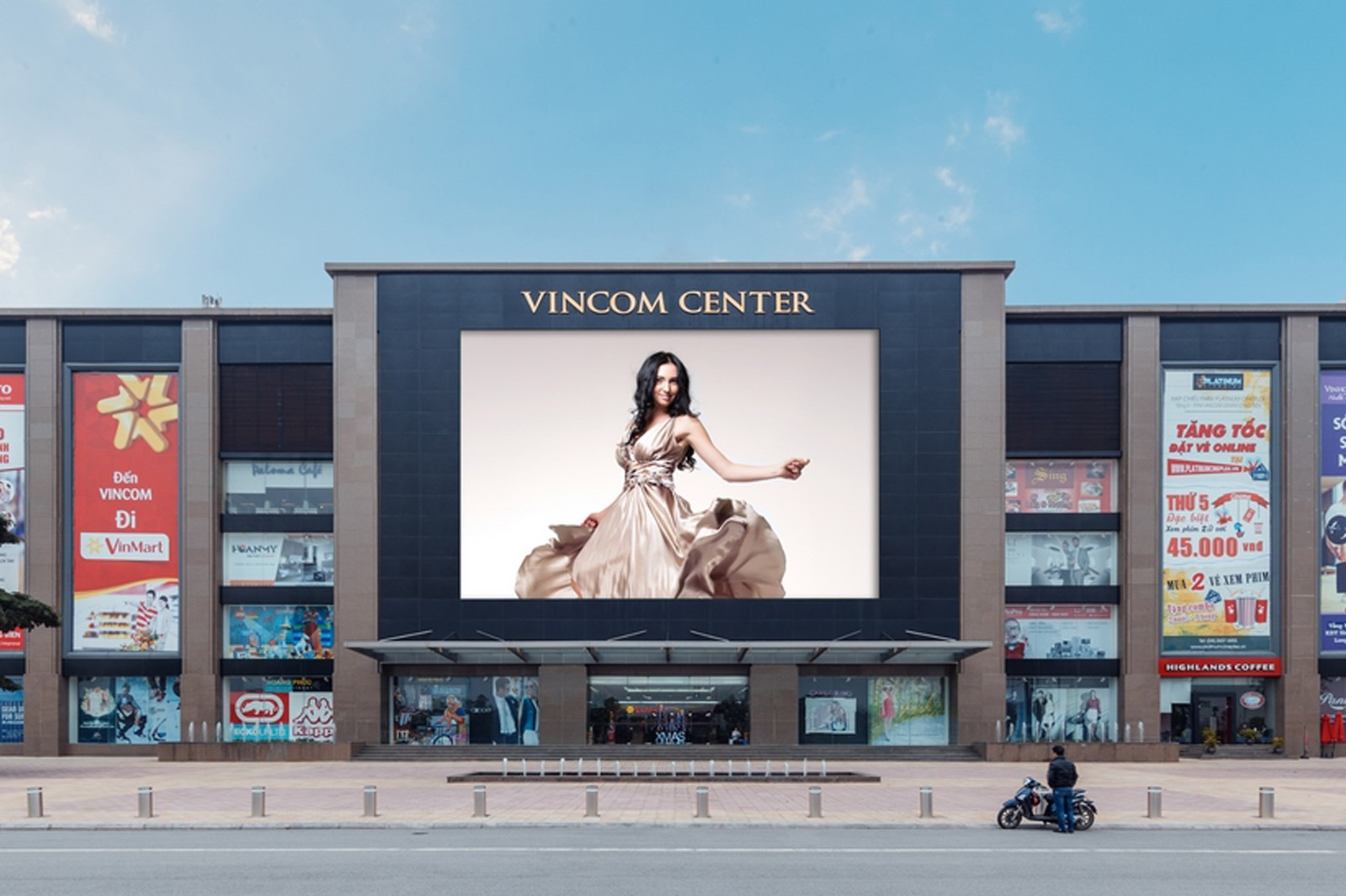 Trung tâm thương mại Vincom Plaza