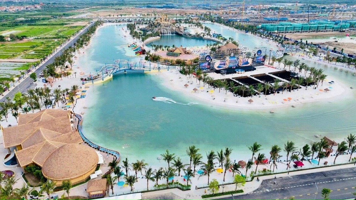 Biển hồ tạo sóng, công viên cát là ấn tượng mạnh mẽ của dự án Vinhomes Ocean Park 2 The Empire