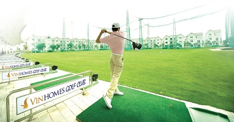 Sân Golf đẳng cấp tại Vinhomes Riverside