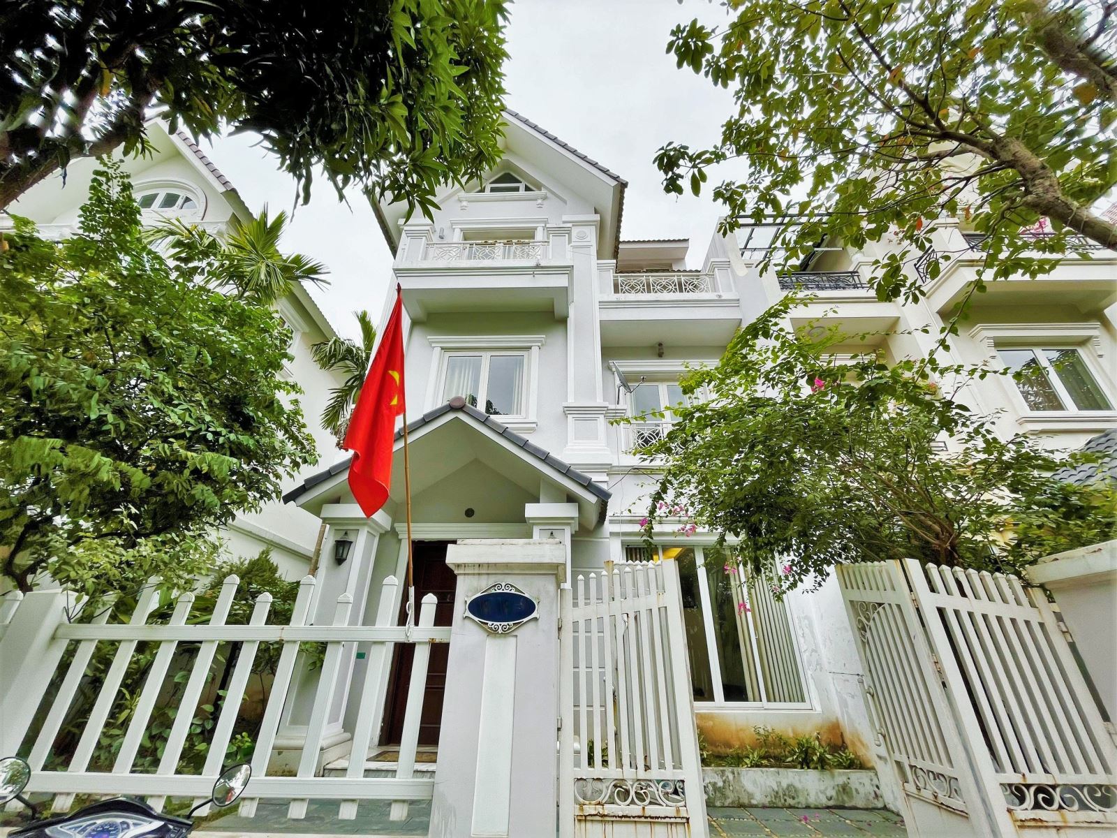 Biệt thự Vinhomes Riverside